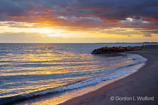 Matagorda Bay Sunrise_30963.jpg - Photographed along the Gulf coast near Port Lavaca, Texas, USA.